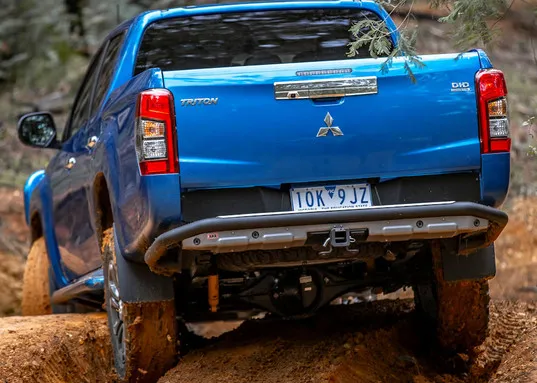 ARB Summit Raw Heckstossstange für Mitsubishi L200 Triton ab 2019