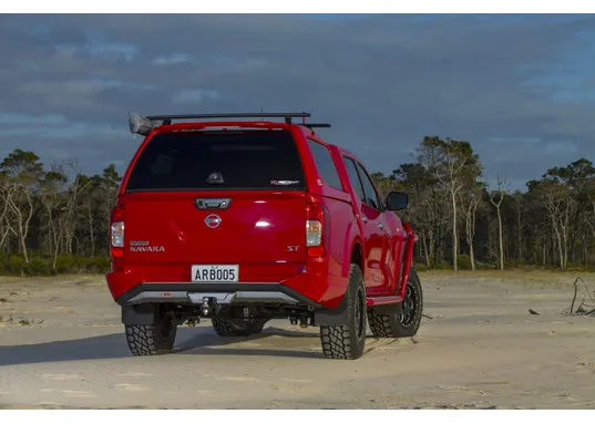 ARB Summit Heckstossstange Nissan Navara Np300 ab '15. Ohne Parksensoren