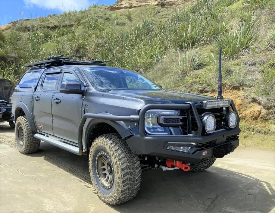 Rhinohide – Ford Ranger Dual-Cab Next-Gen 2022+ - Rhinohide ARMOR® Full Kit schwarz