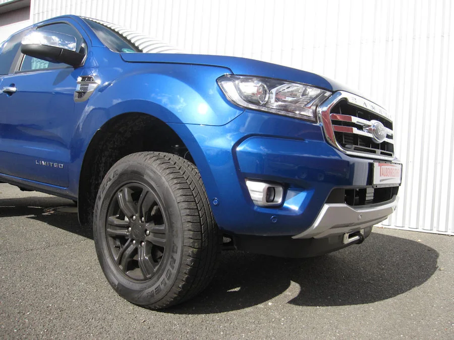 Seilwinden-Set für Ford Ranger Pxiii. 2019 - 2023. Inkl. WARN VR EVO 8-S