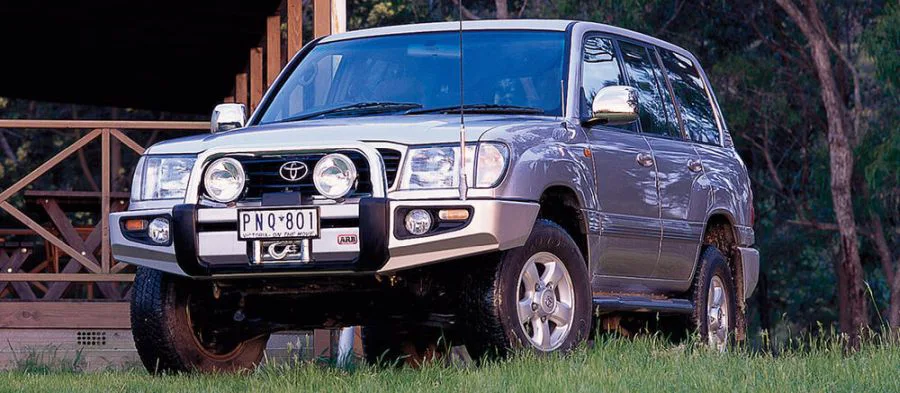 ARB Sahar abar Toyota Land Cruiser J100. '03-&Gt; Ohne Bügel .Scheinwerfer und Gummipuffer