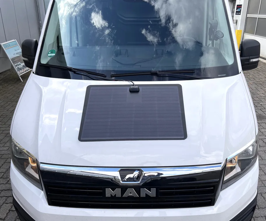 Motorhauben-Solarmodul „ORYX“ (60W) flexibel für VW Crafter und MAN TGE