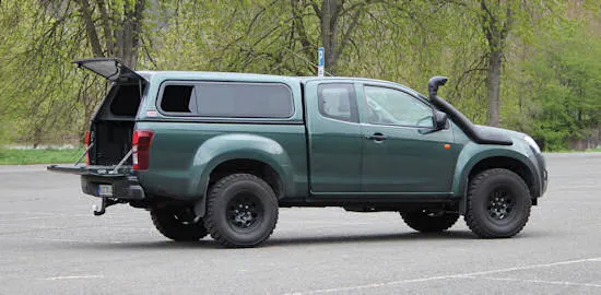 Standard Hardtop für Isuzu D-Max x -Cab, 06/12-> flach, seitl. Schiebefenster