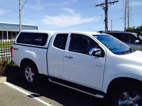 touring Hardtop für Isuzu D-Max 06/12-> x -Cab flach seitliche Klappfenster