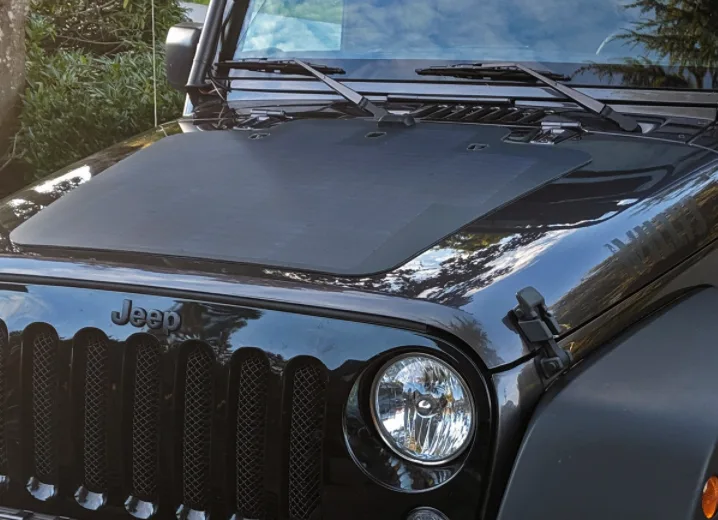 Motorhauben-Solarmodul „ORY x “ (100W) fle x ibel für Jeep Wrangler JK