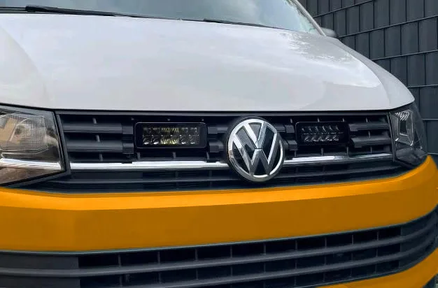 Kühlergrill-Halter für Zusatzscheinwerfer für VW Bus T6 Transporter