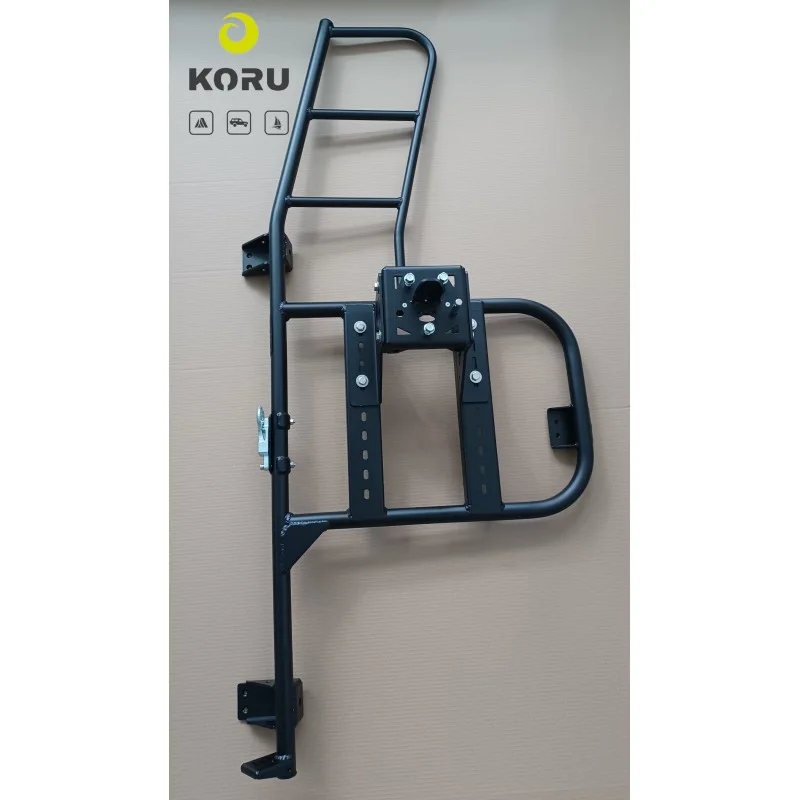 VW Crafter IV / MAN TGE Reserveradhalter mit Leiter (270° Tür) Koru