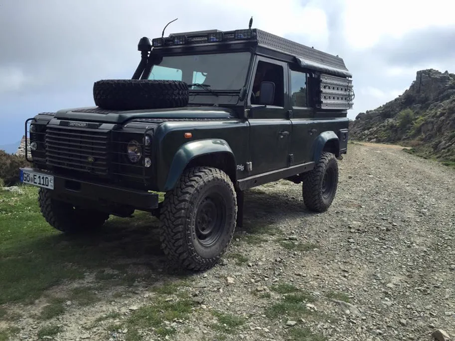 Rockslider schwarz passend für Defender 110