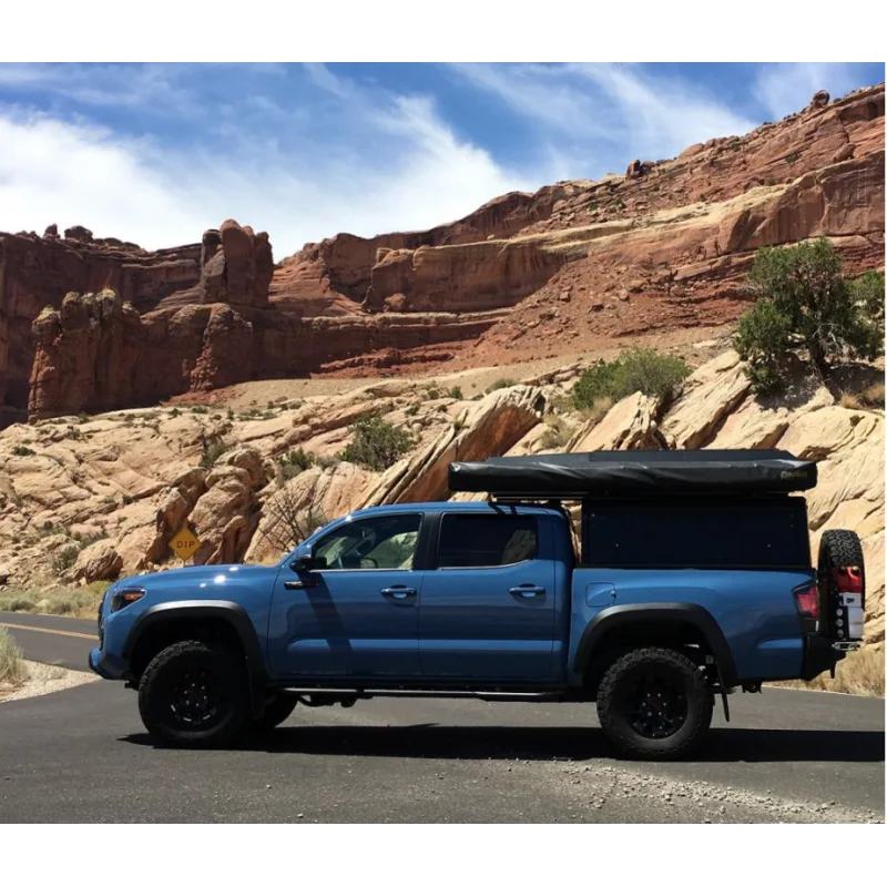 Alu-Cab Hardtop Toyota Tacoma 2016 + DC