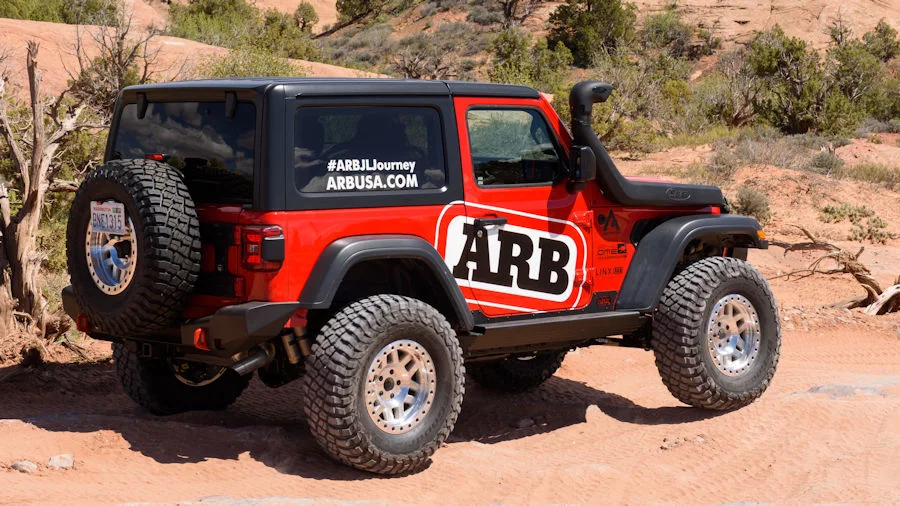 ARB Rock Sliders Jeep Wrangler JL 2-Türer, schwarz