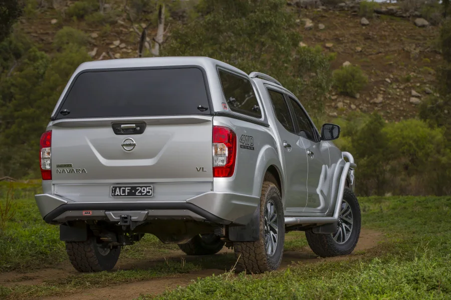 ARB Sum mit Heckstossstange Nissan Navara NP300 ab `15, ohne Parksensoren