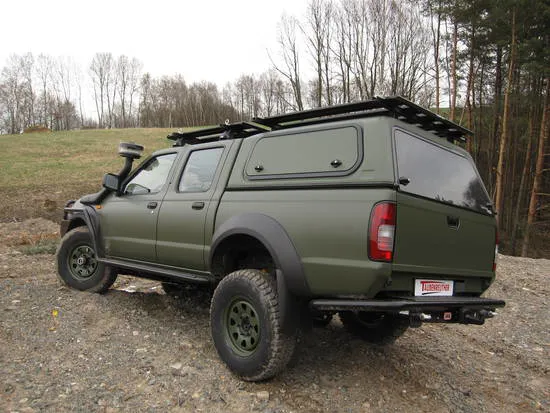 Commercial Hardtop für Isuzu D-Max Doppelkabine 17-21 flach, glatt, seitlich Aluklappen