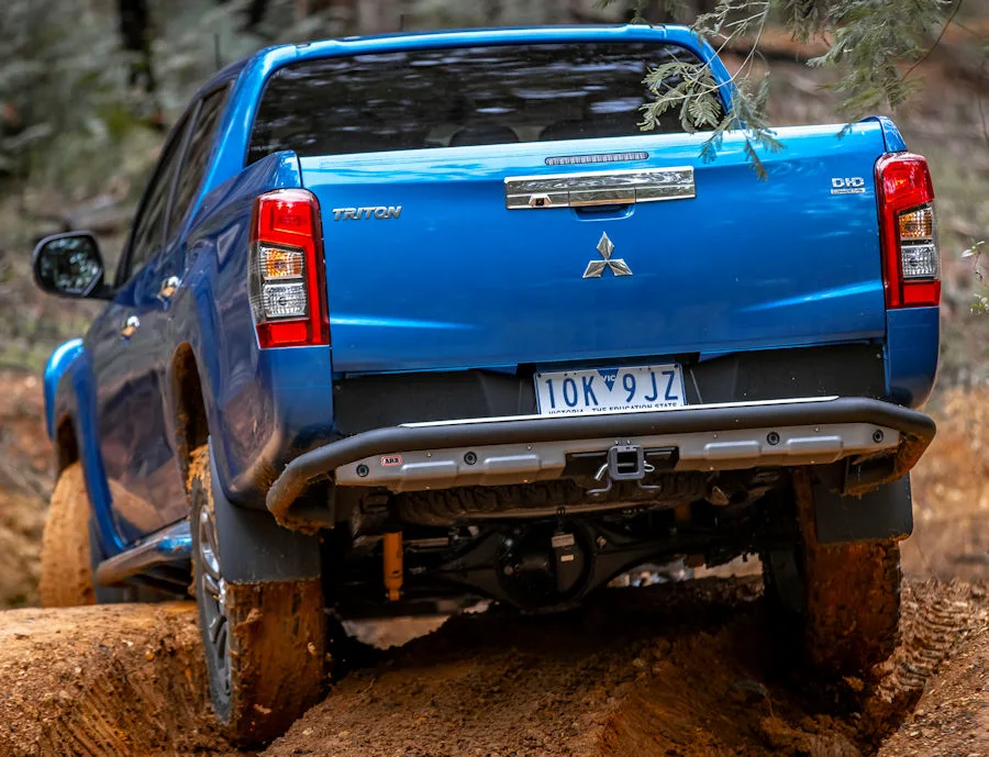 ARB Sum mit RAW Heckstossstange für Mitsubishi L200 Triton ab 2019